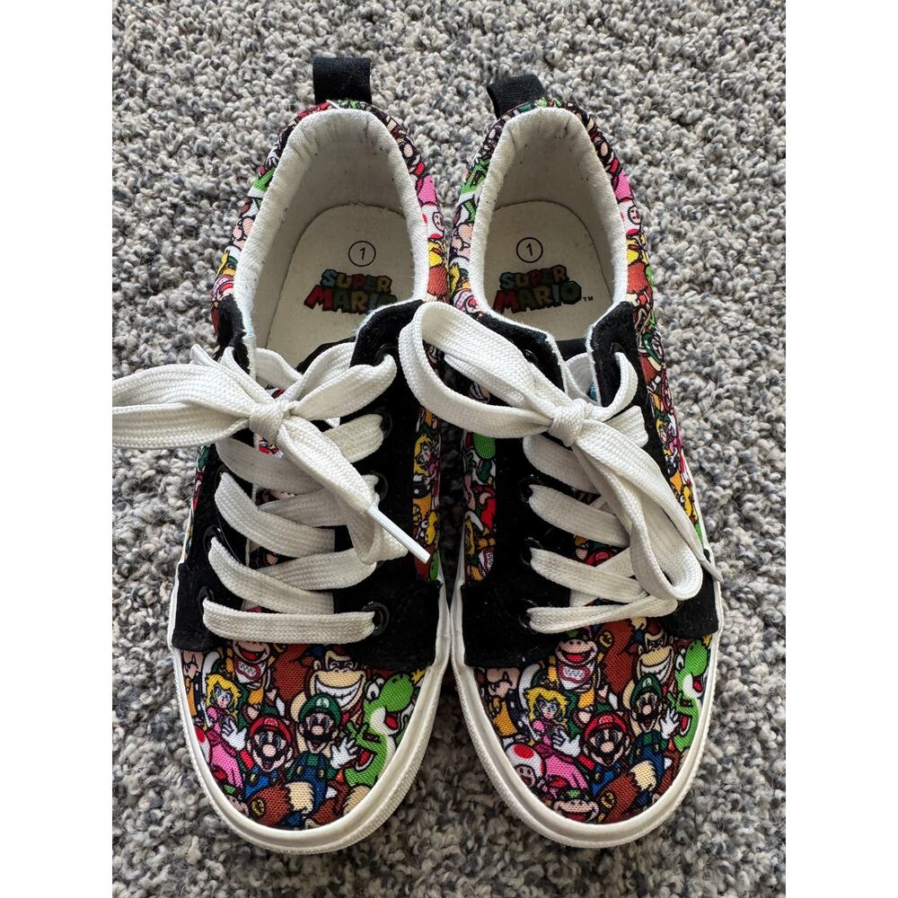 Super‎ Mario Canvas Sneakers Unisex Kids Size 1